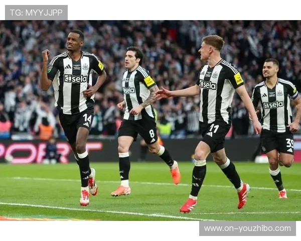 戈登赛后受访：大四喜成就终生难忘，目标带领纽卡走得更远